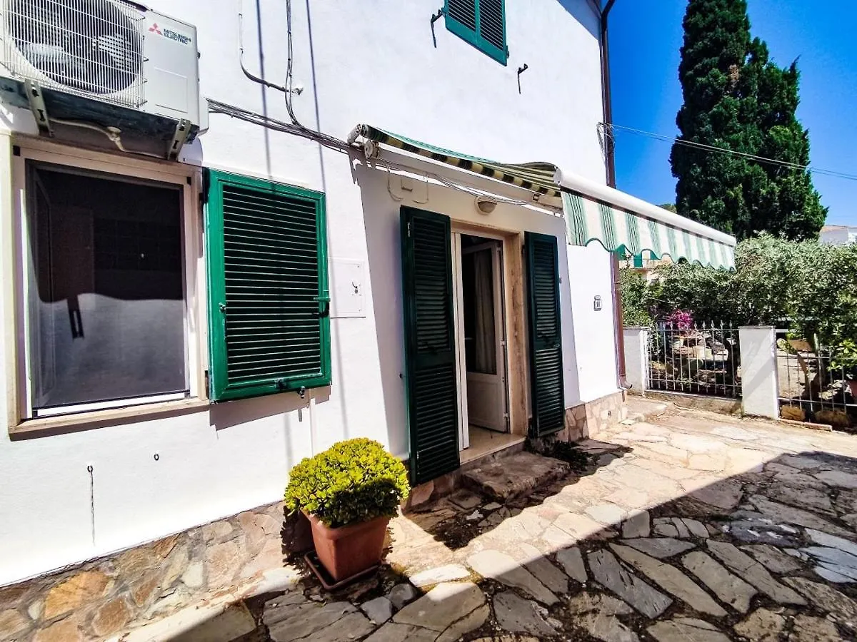Casina Tecla Lejlighed Cavo